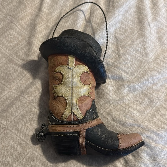 Western Boot Bird House - Picture 6 of 10